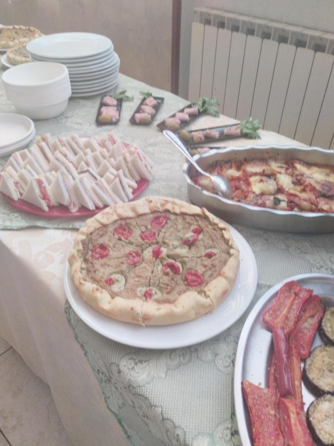 Hotel Ristorante Stella ปาเลสตรินา ภายนอก รูปภาพ