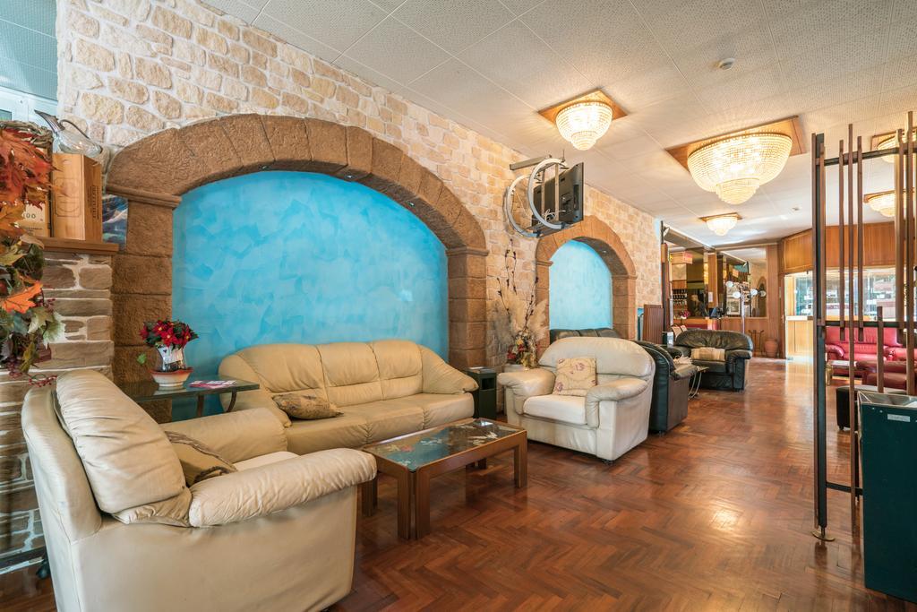 Hotel Ristorante Stella ปาเลสตรินา ภายนอก รูปภาพ